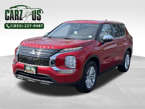 Used 2022 Mitsubishi Outlander ES AWD/4WD image 1