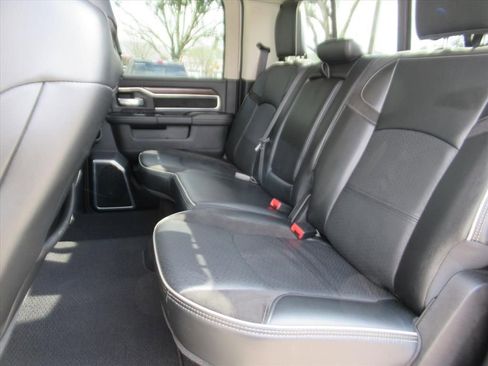 Used 2024 RAM 2500 Laramie image 30