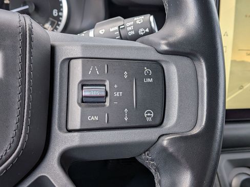 Used 2023 Land Rover Defender 130 X image 16