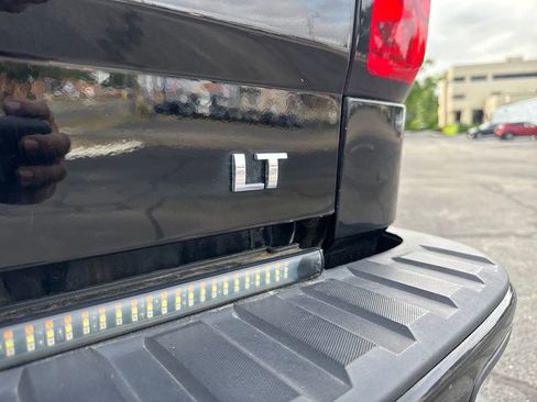 Used 2018 Chevrolet Silverado 1500 LT w/ LPO, Black Pack AWD/4WD image 35