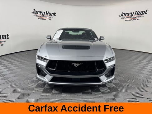 Used 2025 Ford Mustang GT Premium image 3