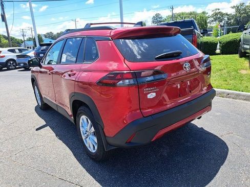 New 2026 Toyota Corolla Cross LE AWD/4WD image 8