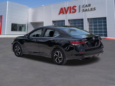 Used 2025 Nissan Sentra SV FWD image 9