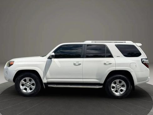 Used 2016 Toyota 4Runner SR5 RWD image 8