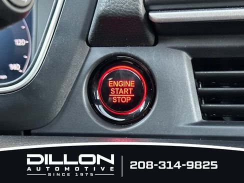 Used 2025 Honda Pilot Black Edition image 25
