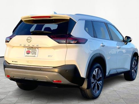 Used 2023 Nissan Rogue SV w/ SV Premium B Package image 5