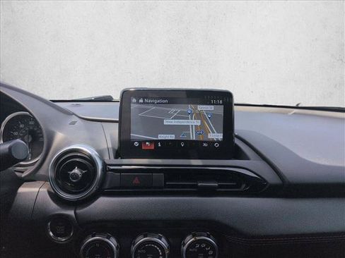 Used 2019 MAZDA MX-5 Miata RF Grand Touring RWD image 14