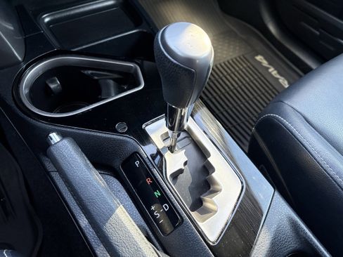 Used 2018 Toyota RAV4 Limited w/ Advanced Technology Package image 19