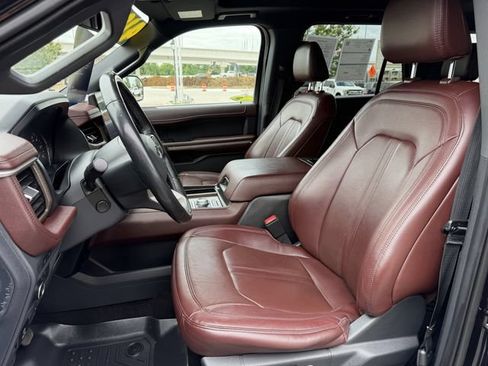 Used 2022 Ford Expedition Limited AWD/4WD image 28