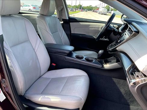 Used 2017 Toyota Avalon Limited w/ Carpet Mat Package FWD image 7