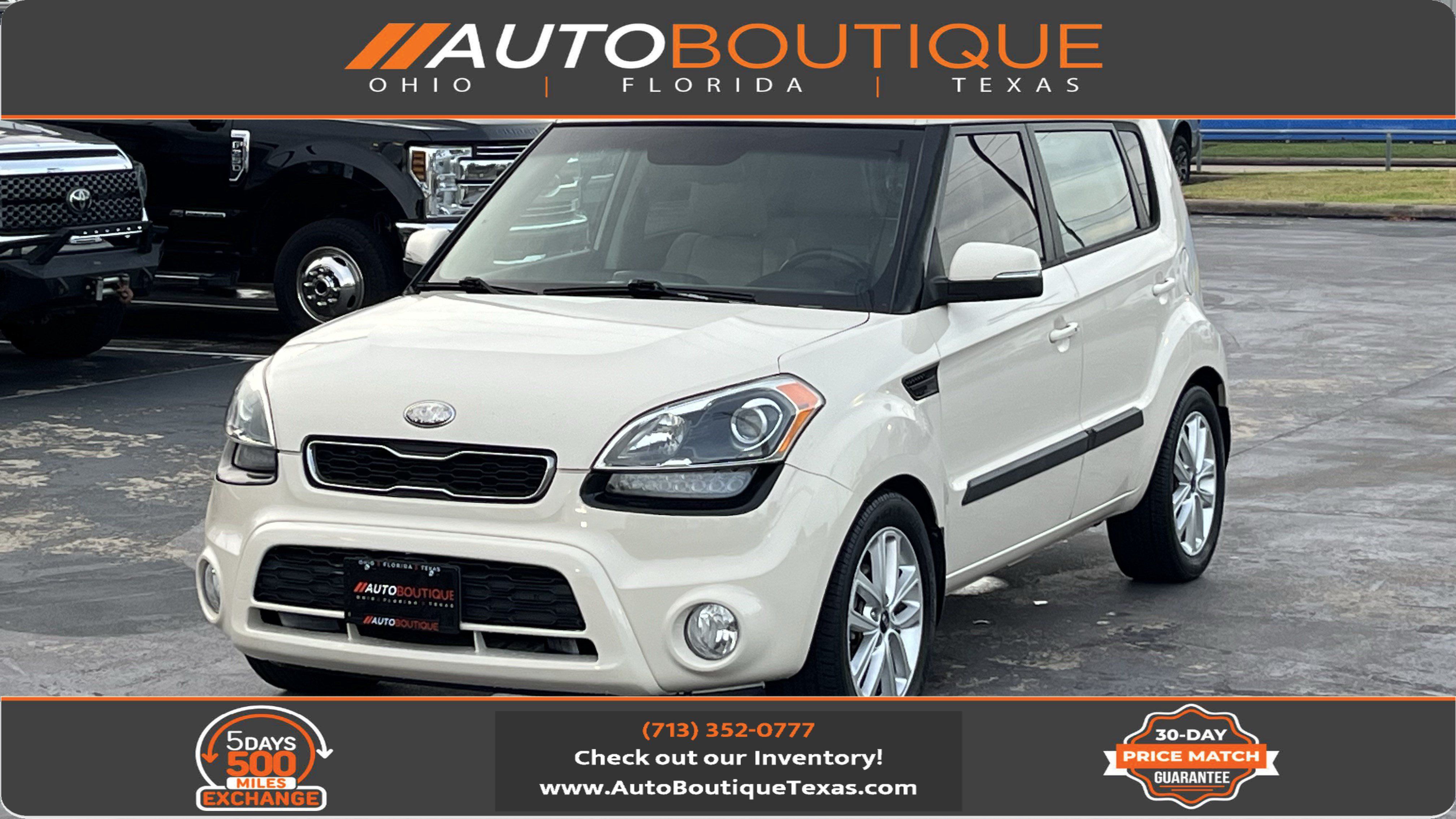 Used 2013 Kia Soul ! w/ Premium Pkg FWD image 1