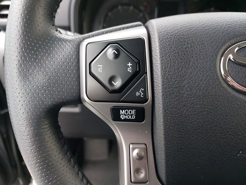 Used 2021 Toyota 4Runner SR5 image 18