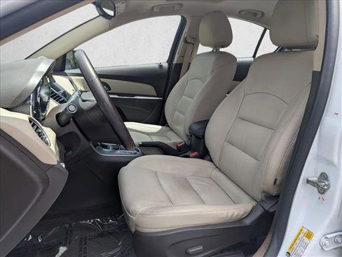 Used 2014 Chevrolet Cruze LTZ w/ Enhanced Safety Package FWD image 17