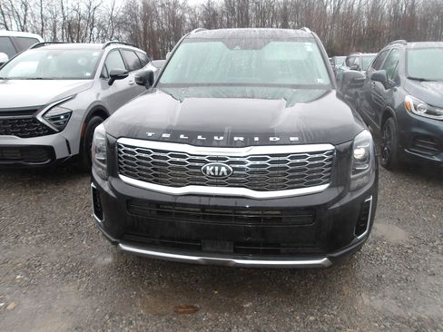 Used 2020 Kia Telluride S w/ S 8 Passenger Seating Package image 1