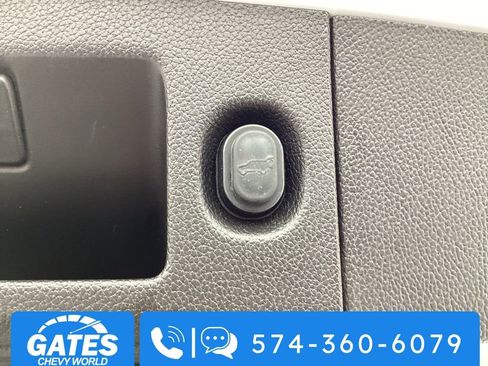 Used 2019 Cadillac Escalade ESV Platinum image 13