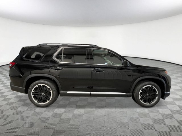 New 2026 Honda Pilot Touring image 7
