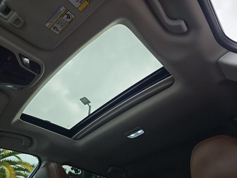 Certified 2024 Subaru Outback Touring AWD/4WD image 31