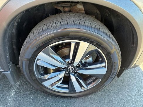 Certified 2023 Nissan Rogue SL w/ SL Premium Package AWD/4WD image 8