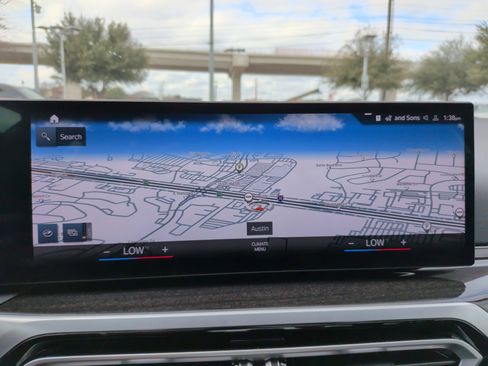 Certified 2023 BMW 330i Sedan w/ Convenience Package image 24