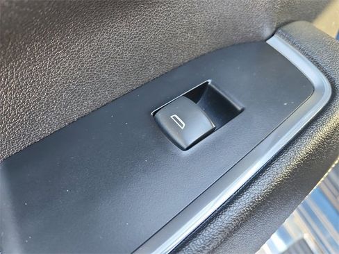 Certified 2024 Chevrolet Silverado 1500 High Country w/ Technology Package image 10