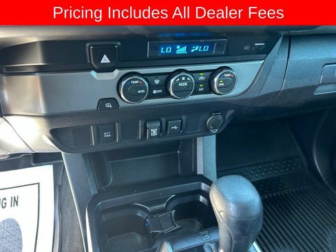Used 2021 Toyota Tacoma SR5 RWD image 11