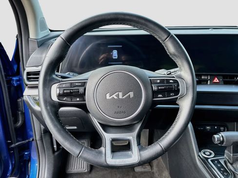 Used 2023 Kia Sportage EX FWD image 11