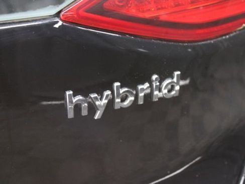 Used 2017 Hyundai Ioniq SEL image 6