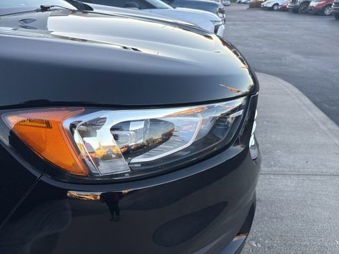 Used 2022 Ford Edge SE w/ Cargo Accessory Package image 39