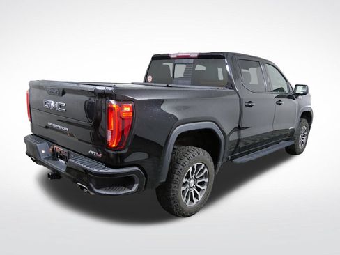 Used 2022 GMC Sierra 1500 AT4 w/ AT4 Preferred Package AWD/4WD image 3