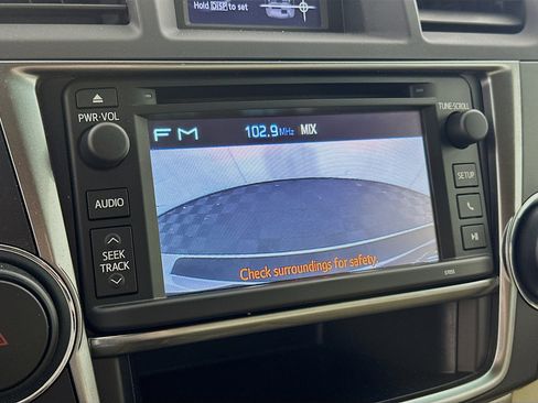 Used 2013 Toyota Highlander Plus image 22