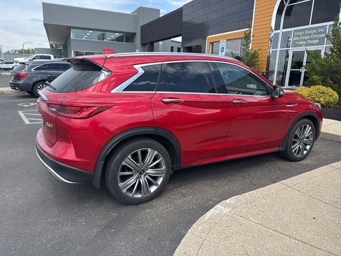 Used 2023 INFINITI QX50 Sensory image 5