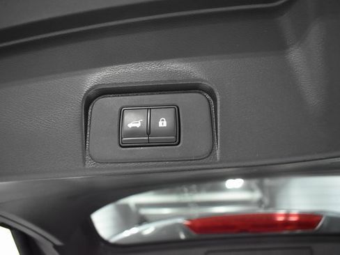 Certified 2023 Nissan Rogue SL w/ SL Premium Package image 36