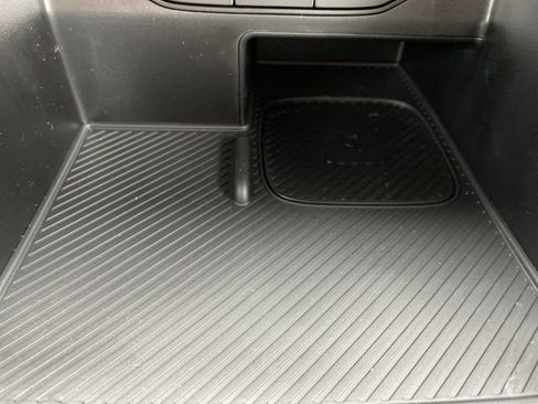 New 2025 Kia Sorento EX image 28