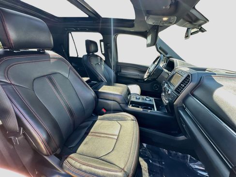 Used 2020 Ford Expedition Limited w/ Equipment Group 303A AWD/4WD image 33