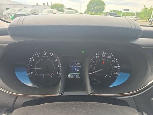 Used 2018 Toyota Avalon Touring w/ All Weather Liner Package FWD image 2