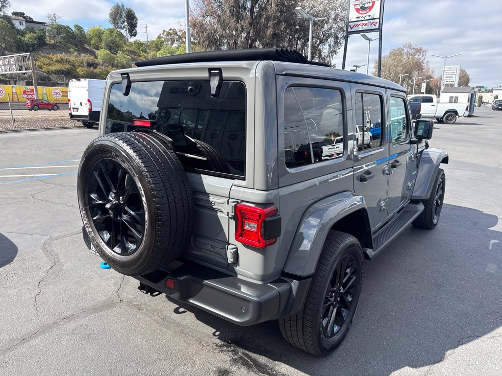 Certified 2022 Jeep Wrangler Unlimited Sahara w/ Cold Weather Group AWD/4WD image 10