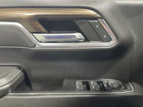 Used 2024 Chevrolet Silverado 1500 LT AWD/4WD image 28
