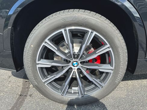 New 2026 BMW X5 xDrive40i w/ M Sport Package AWD/4WD image 31