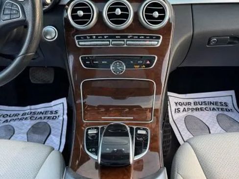 Used 2017 Mercedes-Benz C 300 4MATIC Sedan image 27