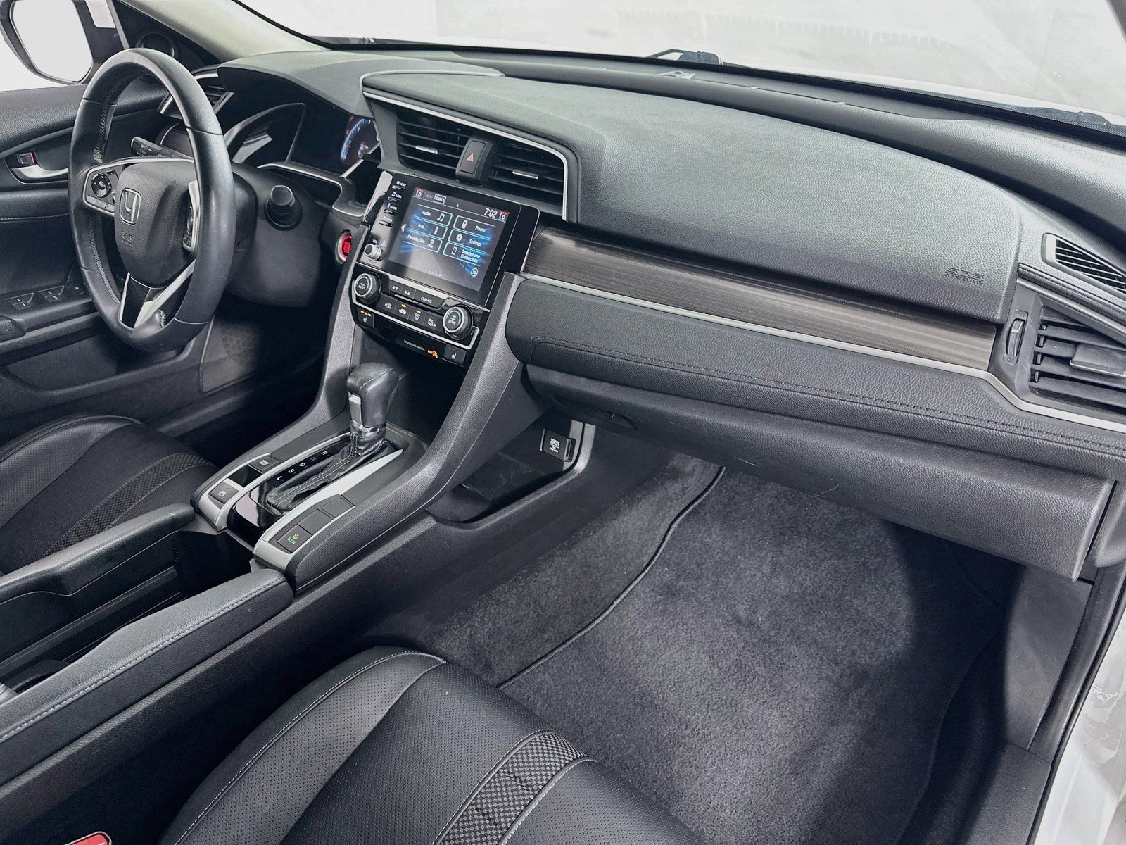 Used 2019 Honda Civic EX-L image 28