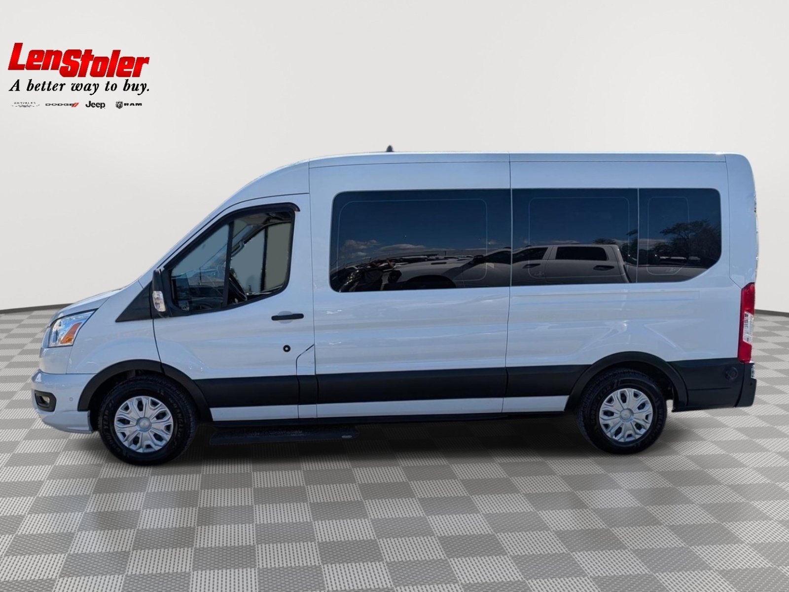 Used 2020 Ford Transit 350 XLT RWD image 2