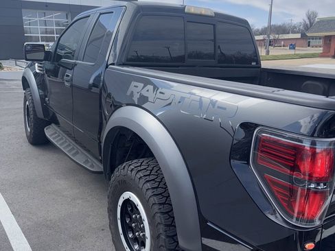 Used 2014 Ford F150 Raptor w/ Equipment Group 801A Luxury image 2