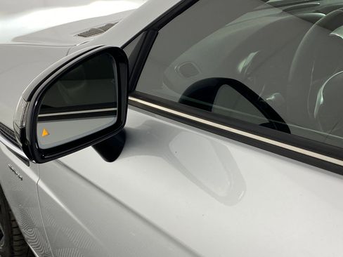 Certified 2020 Mercedes-Benz SLC 43 AMG image 21