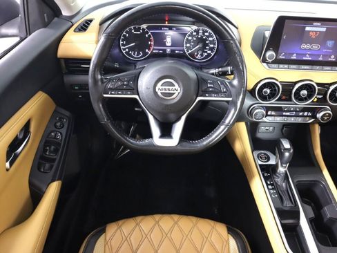 Used 2023 Nissan Sentra SV w/ SV Premium Package FWD image 31