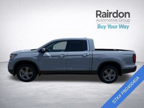 Used 2023 Honda Ridgeline RTL-E image 4