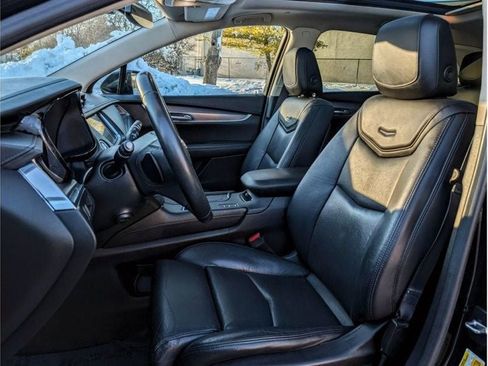 Used 2017 Cadillac XT5 Luxury image 14