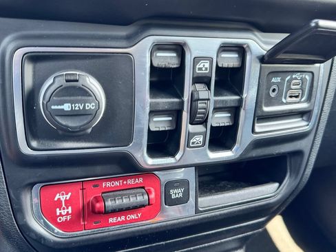 Used 2020 Jeep Wrangler Unlimited Rubicon AWD/4WD image 23