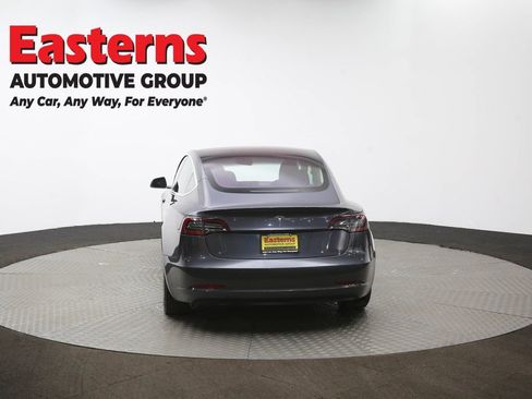 Used 2018 Tesla Model 3 Long Range image 34