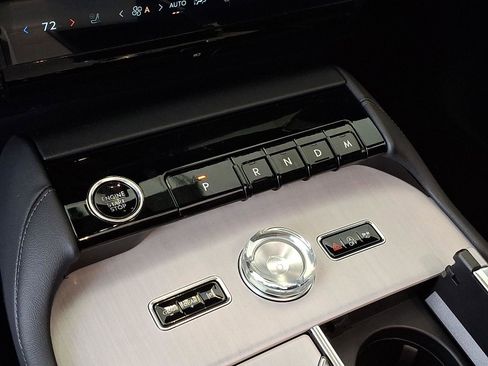 New 2025 Lincoln Navigator L Reserve w/ Jet Appearance Package AWD/4WD image 11