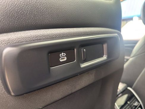 Used 2020 BMW X7 xDrive40i w/ Cold Weather Package image 15